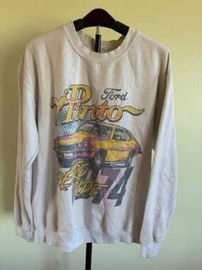 Ford Pinto Retro Ride 74 Graphic Sweatshirt Mens M White Crewneck Contemporary